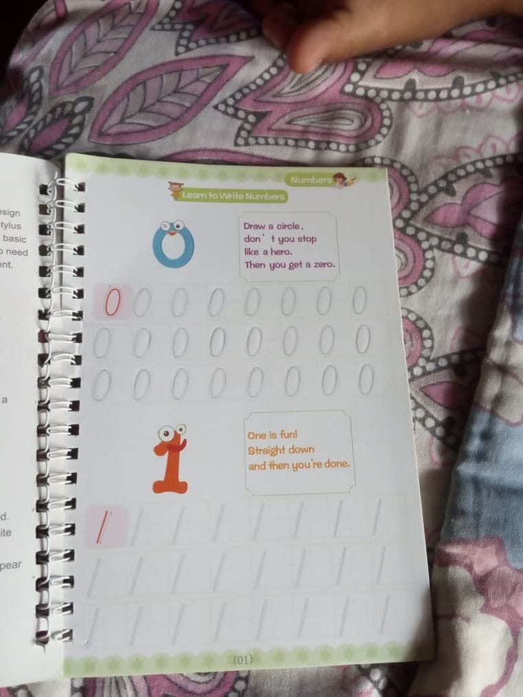 Reusable Magic Practice Set – 4 Guided Journals, 1 Pen, 10 Invisible Refills